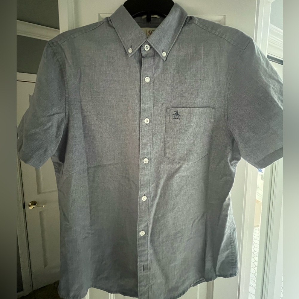 Like new- Original Penguin Men's Classic Gray Short Sleeve Button-Down Shirt